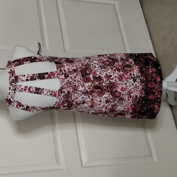 White House Black Market pink paisley halter dress size small with accents - Picture 6 of 13